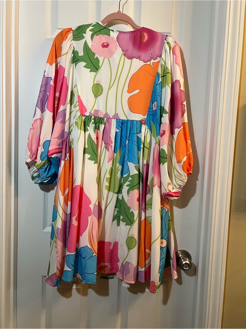 🦋 NWT entro harlow dress in white with multi flowers 🌺 size large - Picture 5 of 6